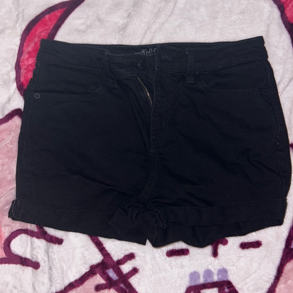 black jean shorts size 28r